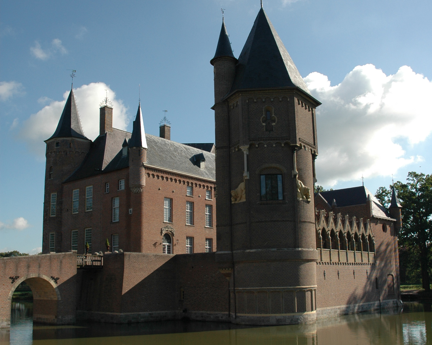 Historische wandelroutes ontdek de geschiedenis van de regio